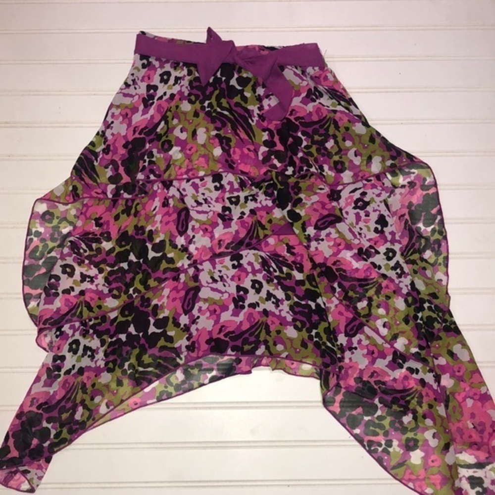 D•Signed girls skirt